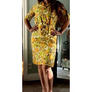 Vintage Ca 1960s sleeveless yellow  lemon colors  belt multicolor  nylon  dress‎